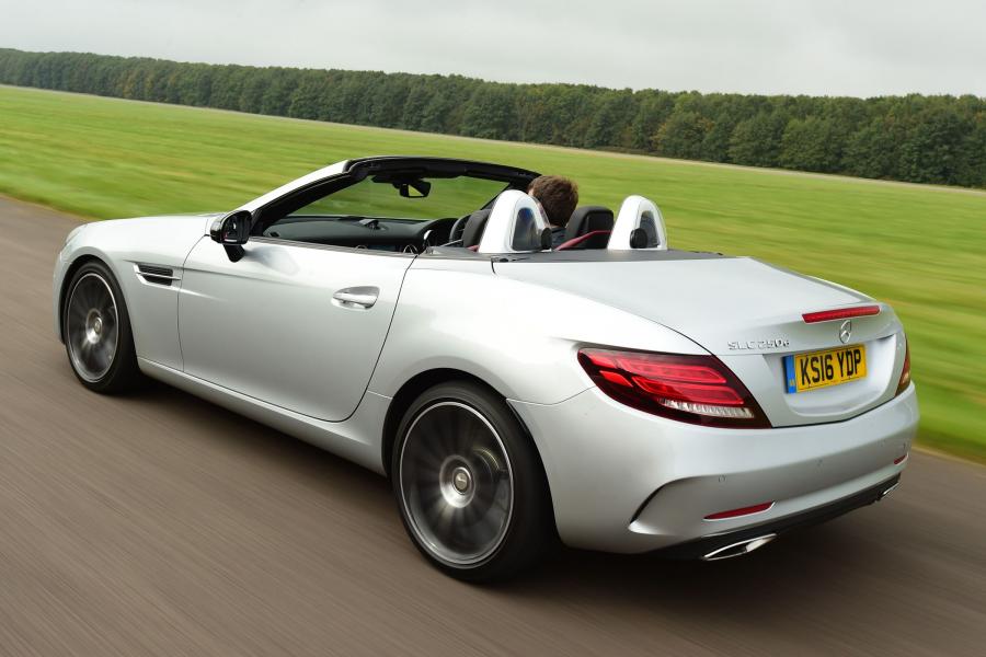  Mercedes-Benz SLC250 d AMG Line 2016 года  (UK) (фото 5 из 9)